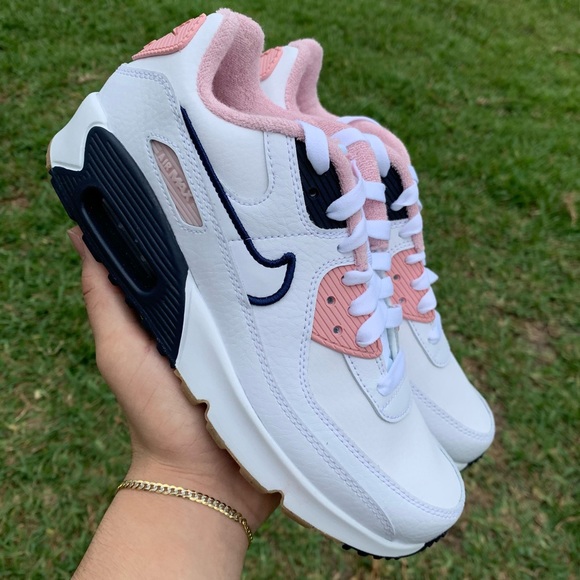 NEW NIKE AIR MAX 90 WHITE PINK